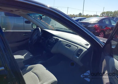 2002 Honda Accord 2.3 Se z USA, uszkodzony, nr VIN 1HGCG56702A125511